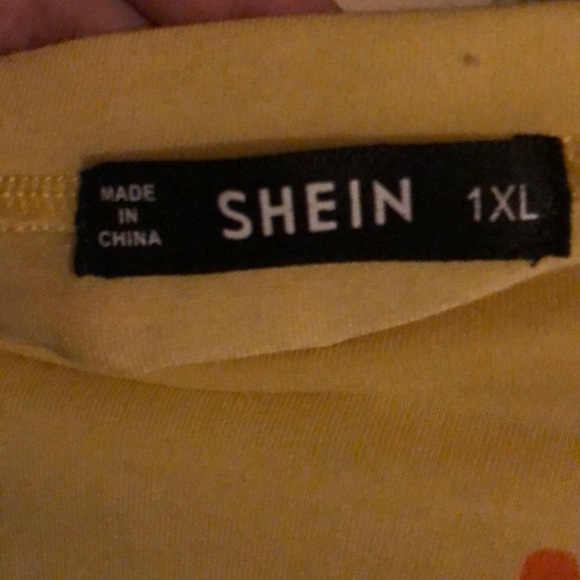 Flowery Yellow Top - Picture 3 of 3